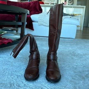 Tory Burch Brown Boots